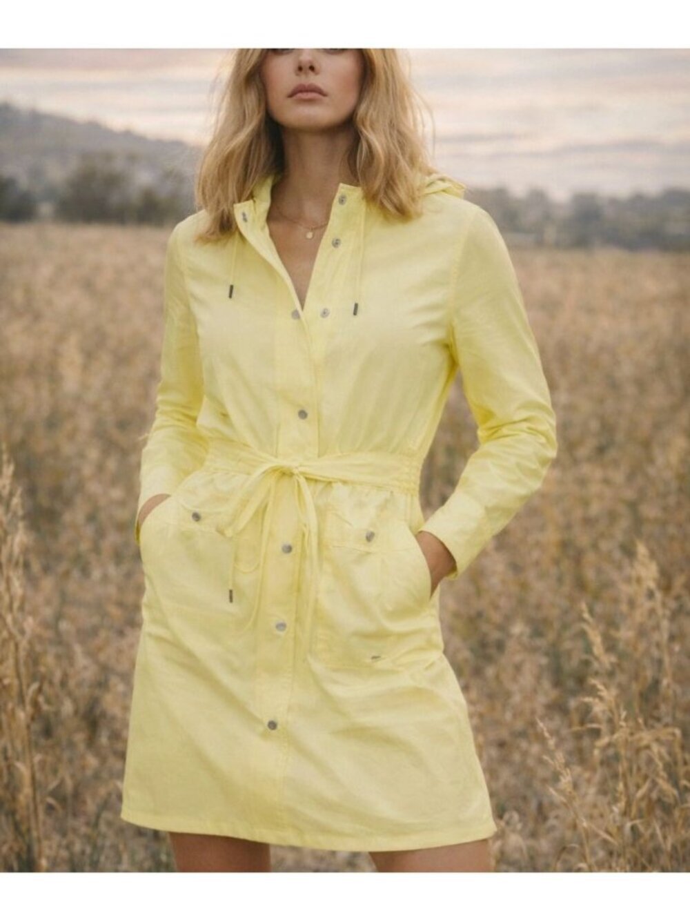 NWT Rains Curve Jacket in Straw Yellow Size M Water-Resistant